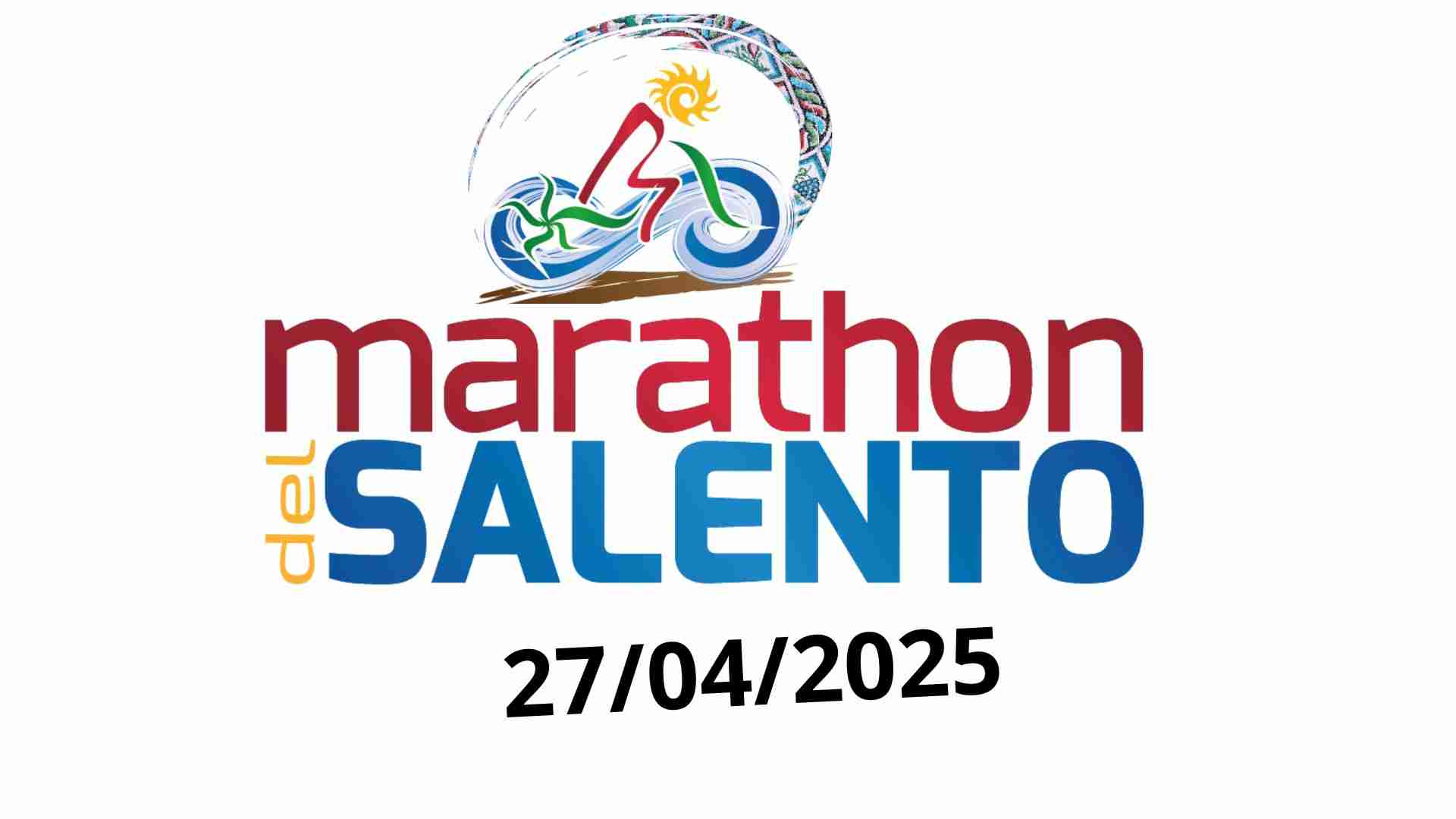 Marathon del Salento 2025, biker in azione tra i sentieri del Parco Naturale di Ugento.